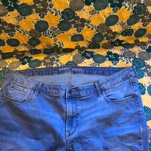 Light wash rockstar pants